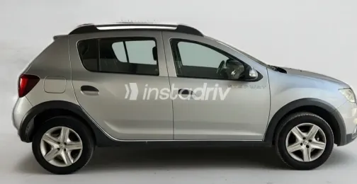 رينو سانديرو  ( ستيب  واى ) 2021 أبيض مستعملة للبيع - 8