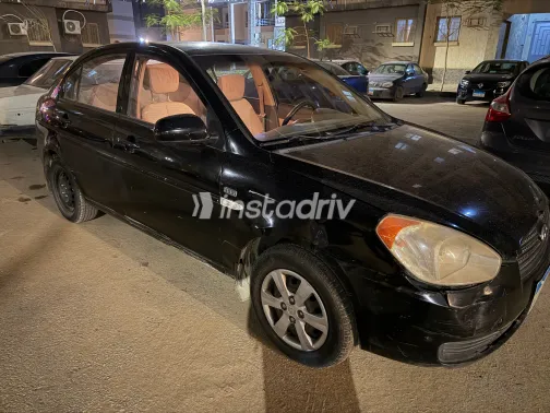 Hyundai Accent 2010 White Used for Sale - 5