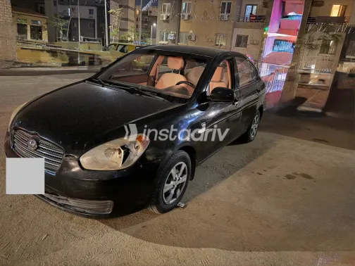 Hyundai Accent 2010 White Used for Sale - 10
