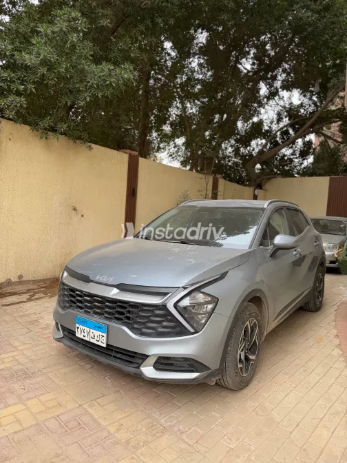 كيا سبورتاج 2025 أبيض مستعملة للبيع - 2