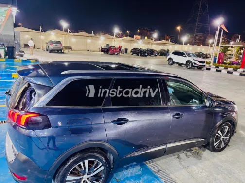 بيجو 5008 2019 أبيض مستعملة للبيع - 8