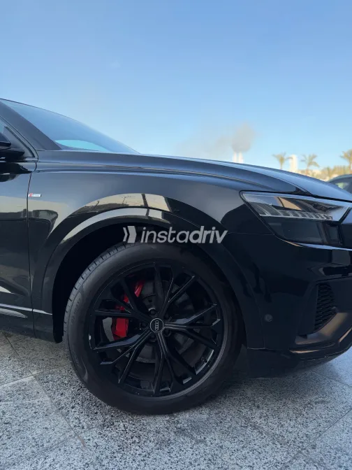 Audi Q8 2022 White Used for Sale - 9