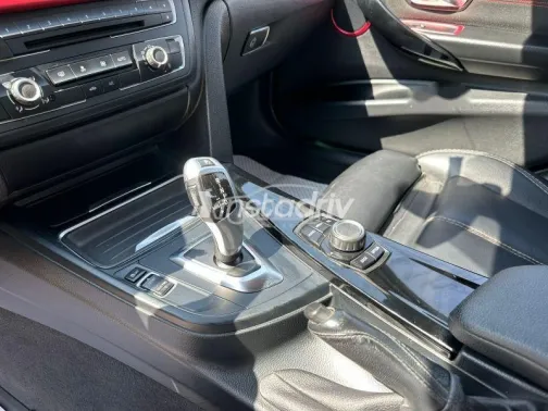 بي ام دبليو 316 2015 أزرق غامق مستعملة للبيع - 4