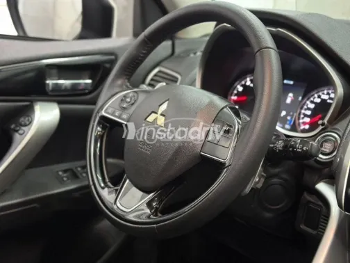 ميتسوبيشي اكليبس كروس 2020 رمادي مستعملة للبيع - 7