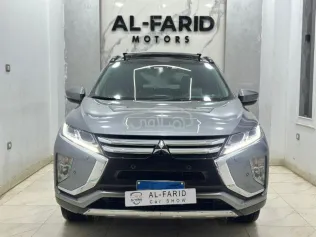 ميتسوبيشي اكليبس كروس 2020 رمادي مستعملة للبيع