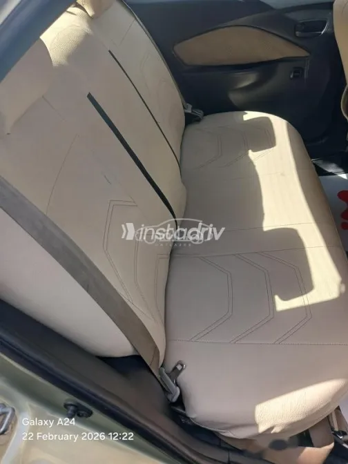 تويوتا ياريس 2007 ذهبي مستعملة للبيع - 7