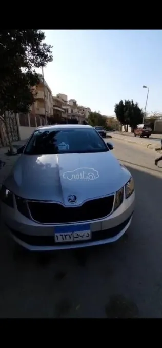سكودا اوكتافيا 2020 أبيض مستعملة للبيع