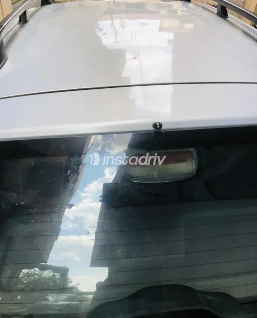 هيونداي ماتريكس 2002 فضي مستعملة للبيع - 3