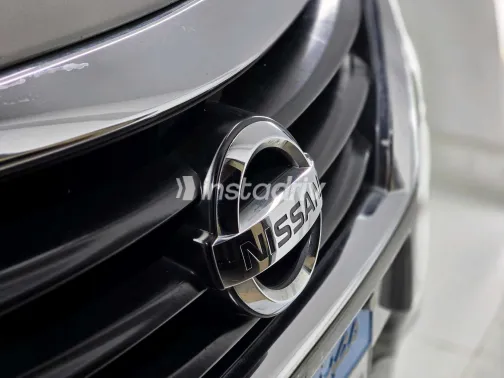 نيسان صنى 2021 أبيض مستعملة للبيع - 2