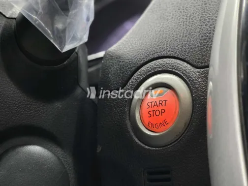 نيسان صنى 2021 أبيض مستعملة للبيع - 7