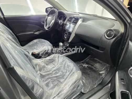 نيسان صنى 2021 أبيض مستعملة للبيع - 8