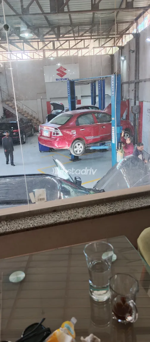 شيفروليه افيو 2011 أبيض مستعملة للبيع - 1