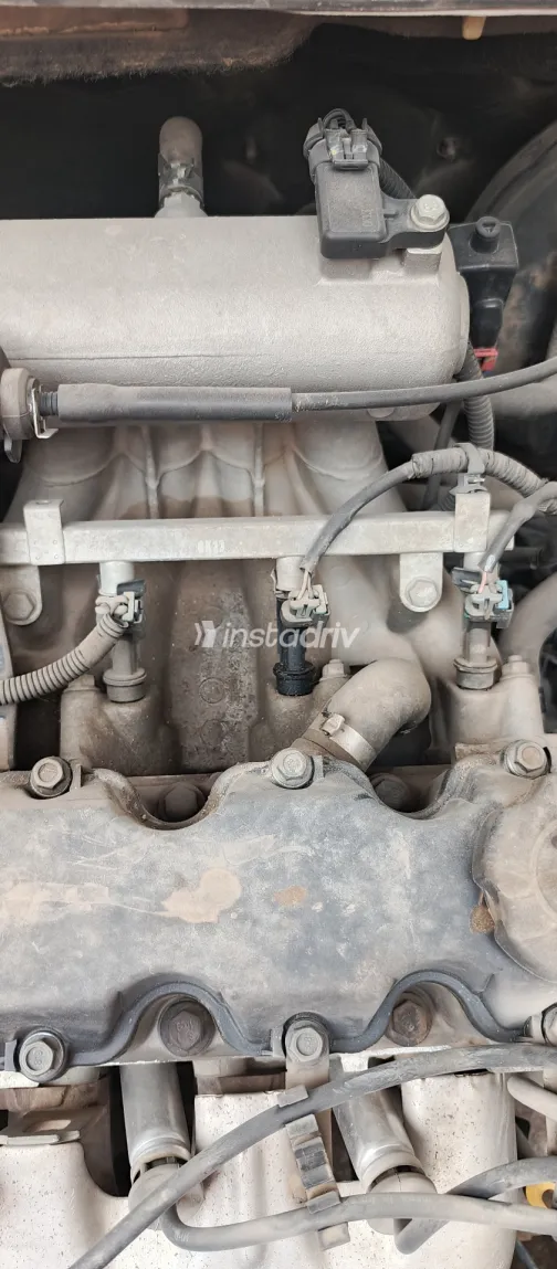 شيفروليه افيو 2011 أبيض مستعملة للبيع - 3