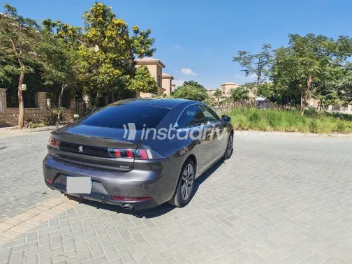 بيجو 508 2022 أبيض مستعملة للبيع - 2