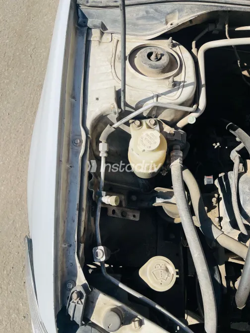 ميتسوبيشي لانسر 2001 أبيض مستعملة للبيع - 7