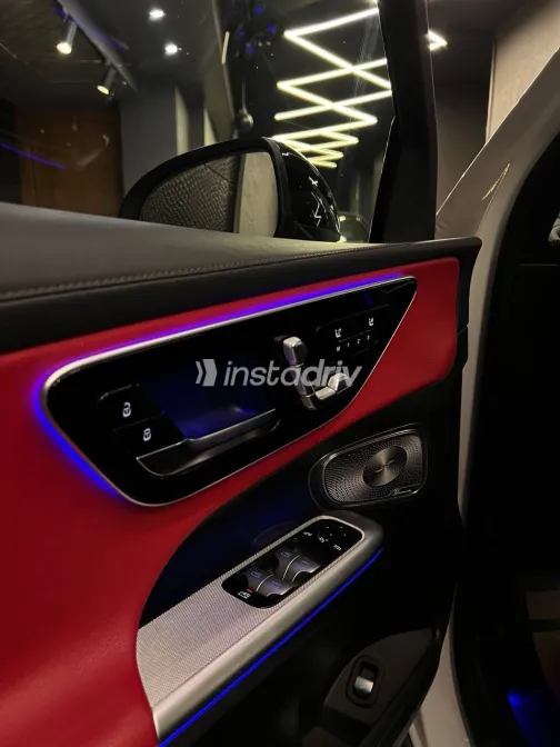 مرسيدس GLC 300 2026 أبيض مستعملة للبيع - 2