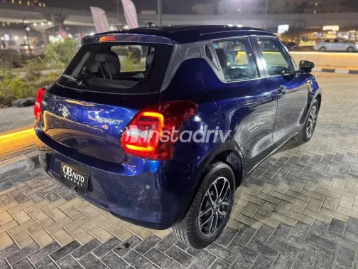 Suzuki Swift 2022 White Used for Sale - 5