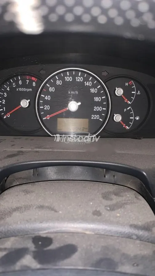 كيا كارينز 2011 أسود مستعملة للبيع - 6