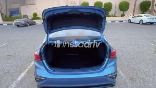 Kia Cerato 2021 Cyan Used for Sale - 7