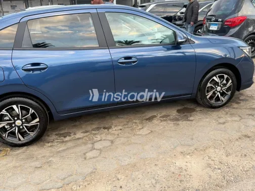 شيفروليه أوبترا 2026 أبيض مستعملة للبيع - 3