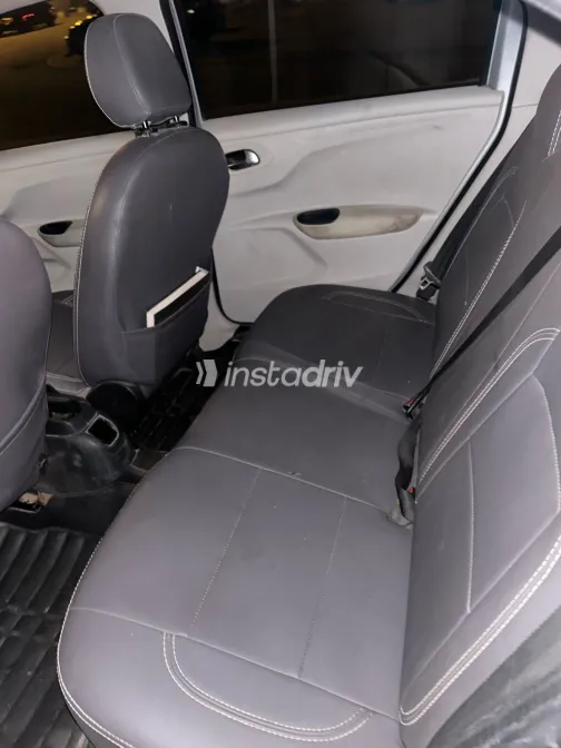 بيجو 301 2014 أبيض مستعملة للبيع - 2