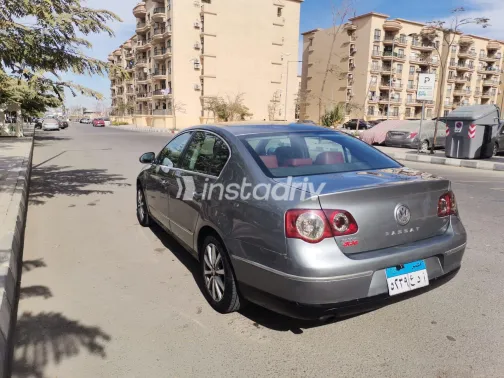 فولكس فاغن باسات 2007 أبيض مستعملة للبيع - 8