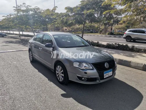 فولكس فاغن باسات 2007 أبيض مستعملة للبيع - 9