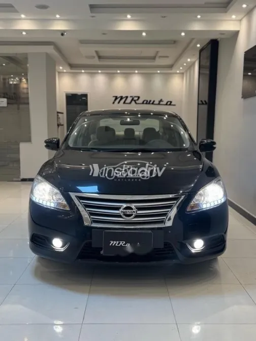 نيسان سنترا 2020 أبيض مستعملة للبيع - 3