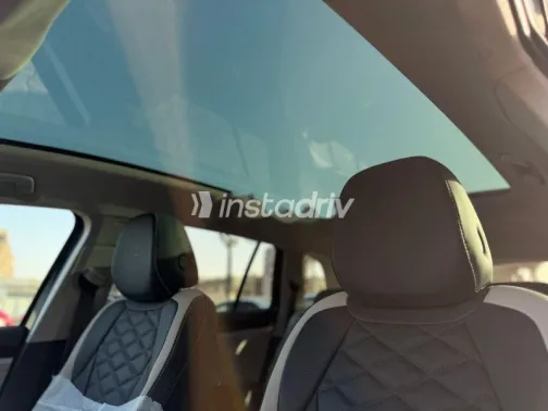 فولكس فاغن تيجون 2021 أبيض مستعملة للبيع - 10