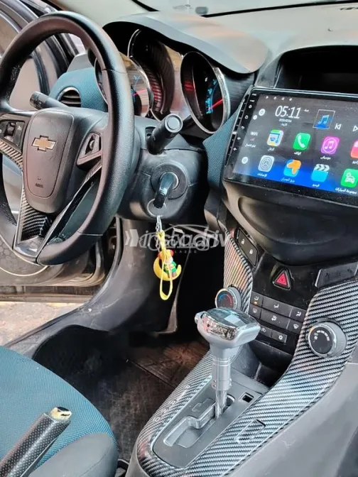 شيفروليه كروز 2010 أسود مستعملة للبيع - 9