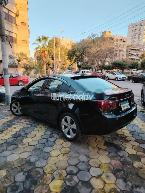 شيفروليه كروز 2010 أسود مستعملة للبيع - 10