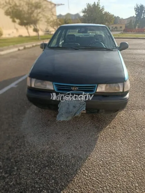 هيونداي اكسيل 1996 سماوي مستعملة للبيع - 1