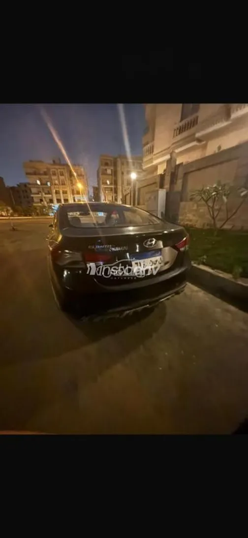 هيونداي إلنترا اتش دى 2012 أسود مستعملة للبيع - 1