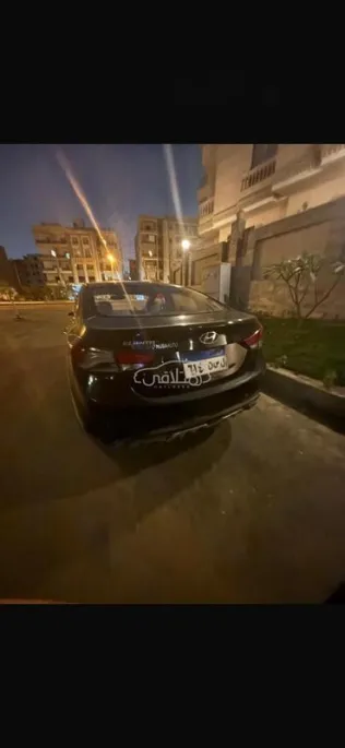 هيونداي إلنترا اتش دى 2012 أسود مستعملة للبيع