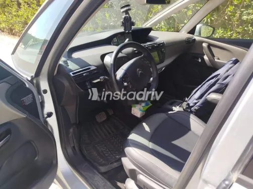 سيتروين c4 جراند بيكاسو 2015 رمادي مستعملة للبيع - 8