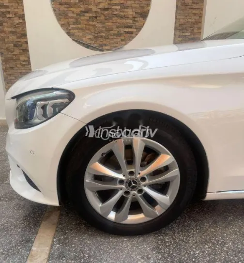 مرسيدس C 200 2019 أبيض مستعملة للبيع - 3