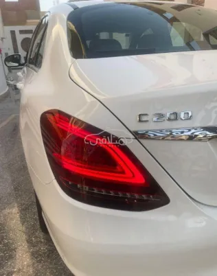 مرسيدس C 200 2019 أبيض مستعملة للبيع