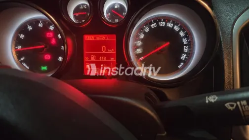 اوبل أسترا 2016 أبيض مستعملة للبيع - 10