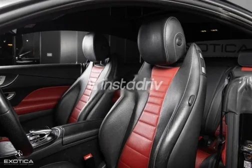 مرسيدس E 300 2020 أسود مستعملة للبيع - 10