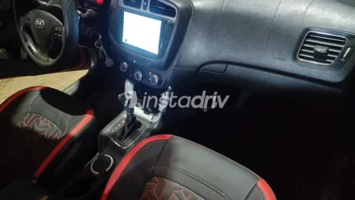 Kia Ceed 2016 White Used for Sale - 3