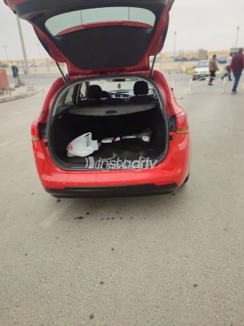 Kia Ceed 2016 White Used for Sale - 6