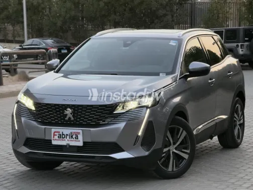 بيجو 3008 2022 أبيض مستعملة للبيع - 7