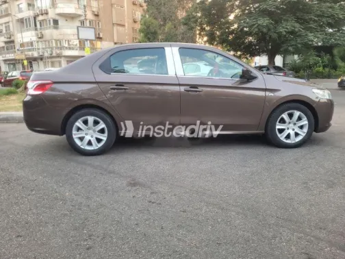 بيجو 301 2015 بني مستعملة للبيع - 5