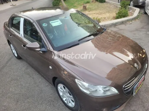 بيجو 301 2015 بني مستعملة للبيع - 8