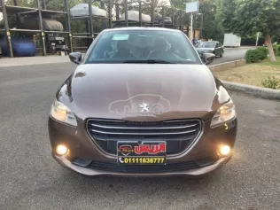 بيجو 301 2015 بني مستعملة للبيع