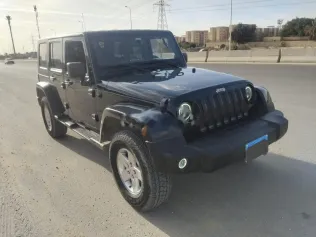 جيب رانجلر 2010 أسود مستعملة للبيع