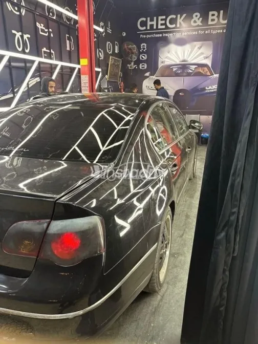 Volkswagen Passat 2006 Black Used for Sale - 8