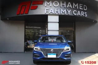 ام جى 5 2022 أبيض مستعملة للبيع