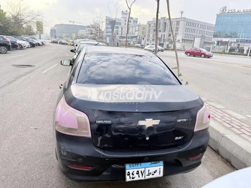 شيفروليه أوبترا 2018 أبيض مستعملة للبيع - 3