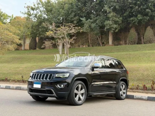 جيب جراند شيروكي 2016 بيج مستعملة للبيع - 1